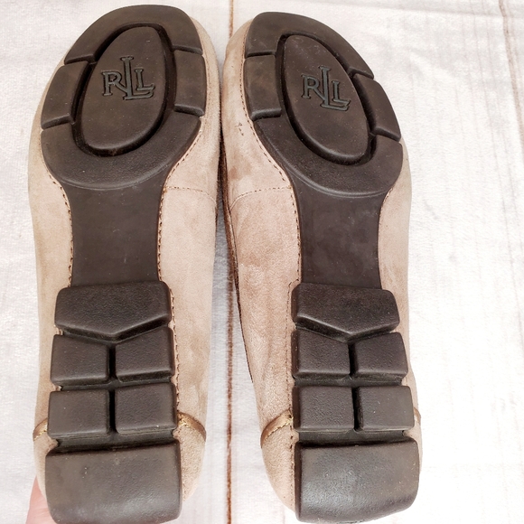 LAUREN RALPH LAUREN Women's Tan Suede Loafer 7B - Picture 5 of 6